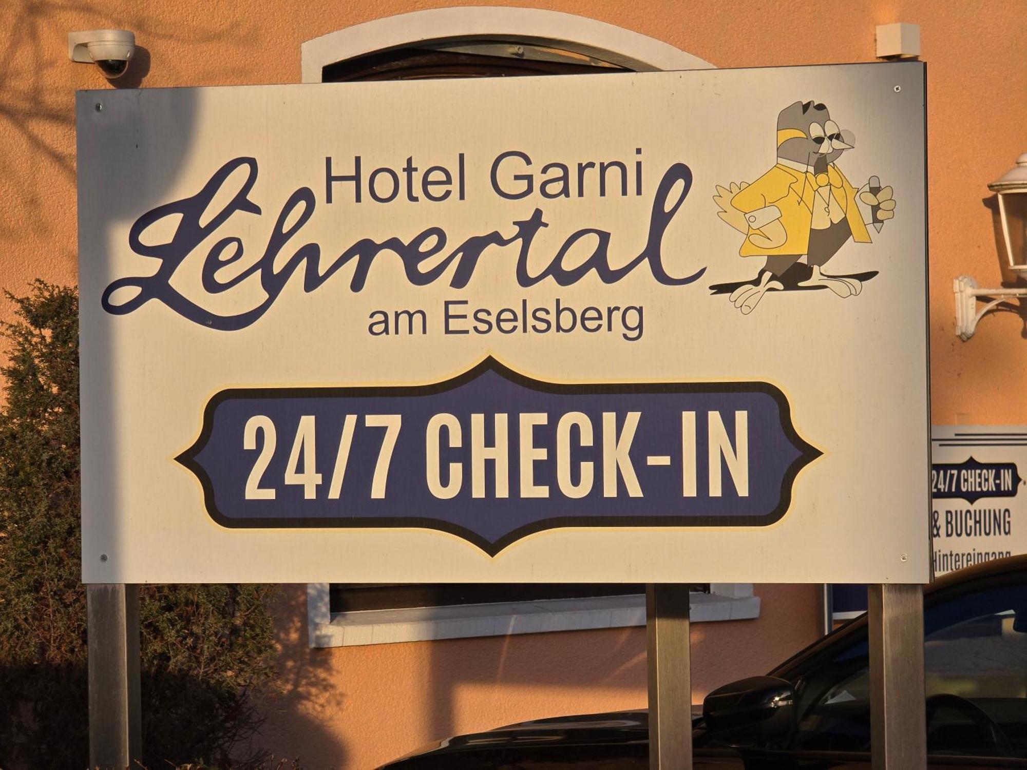 Hotel Garni Lehrertal Ulm Extérieur photo